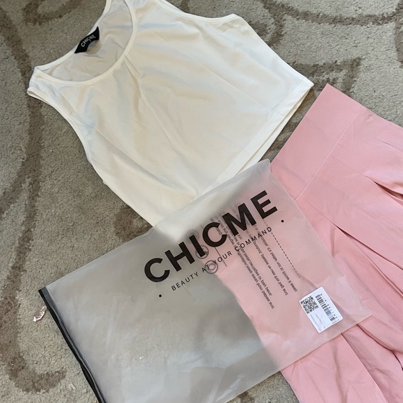 Two piece skirt set - Picture 1 of 3